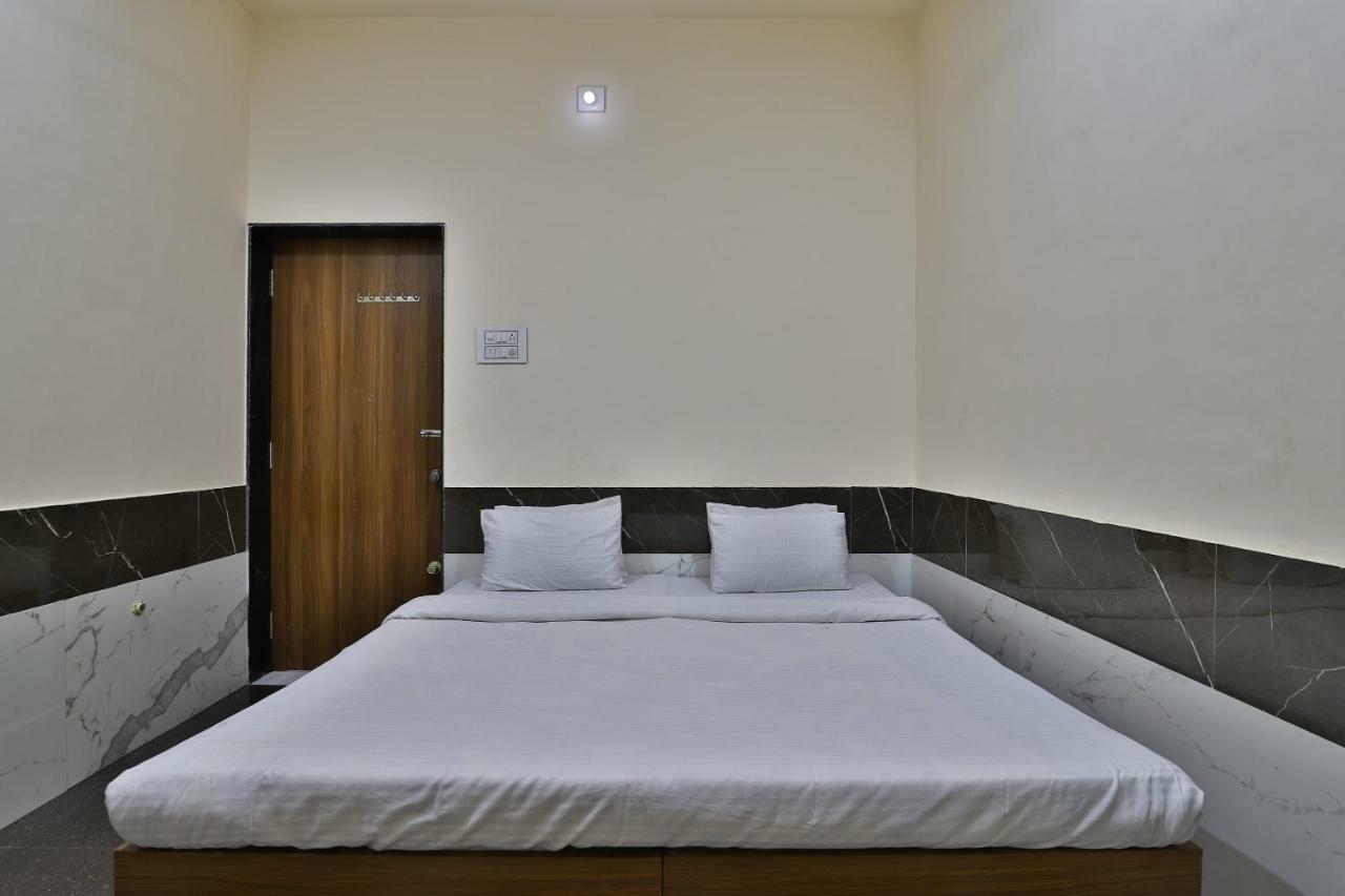 Spot On 37366 Hotel Mahalaxmi Dwārka Extérieur photo