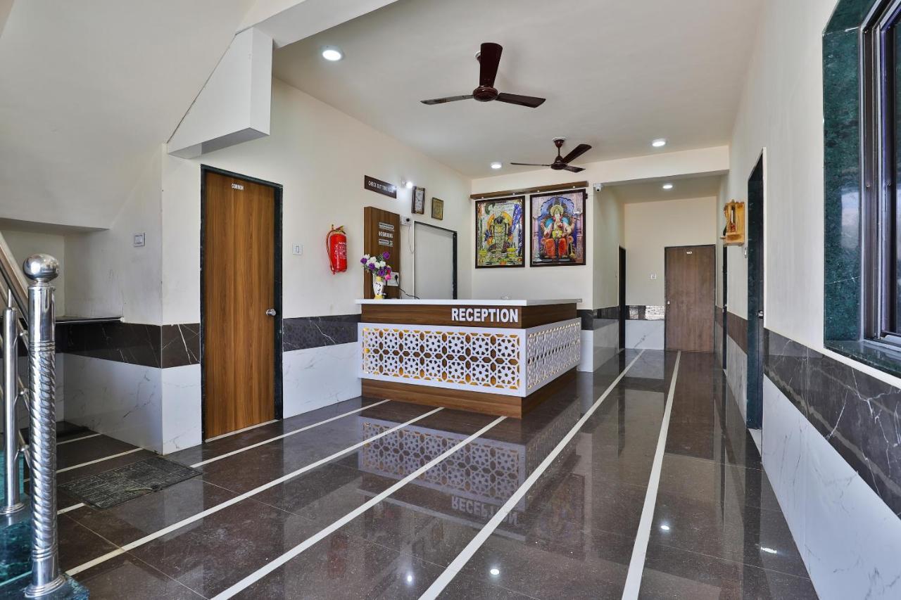 Spot On 37366 Hotel Mahalaxmi Dwārka Extérieur photo
