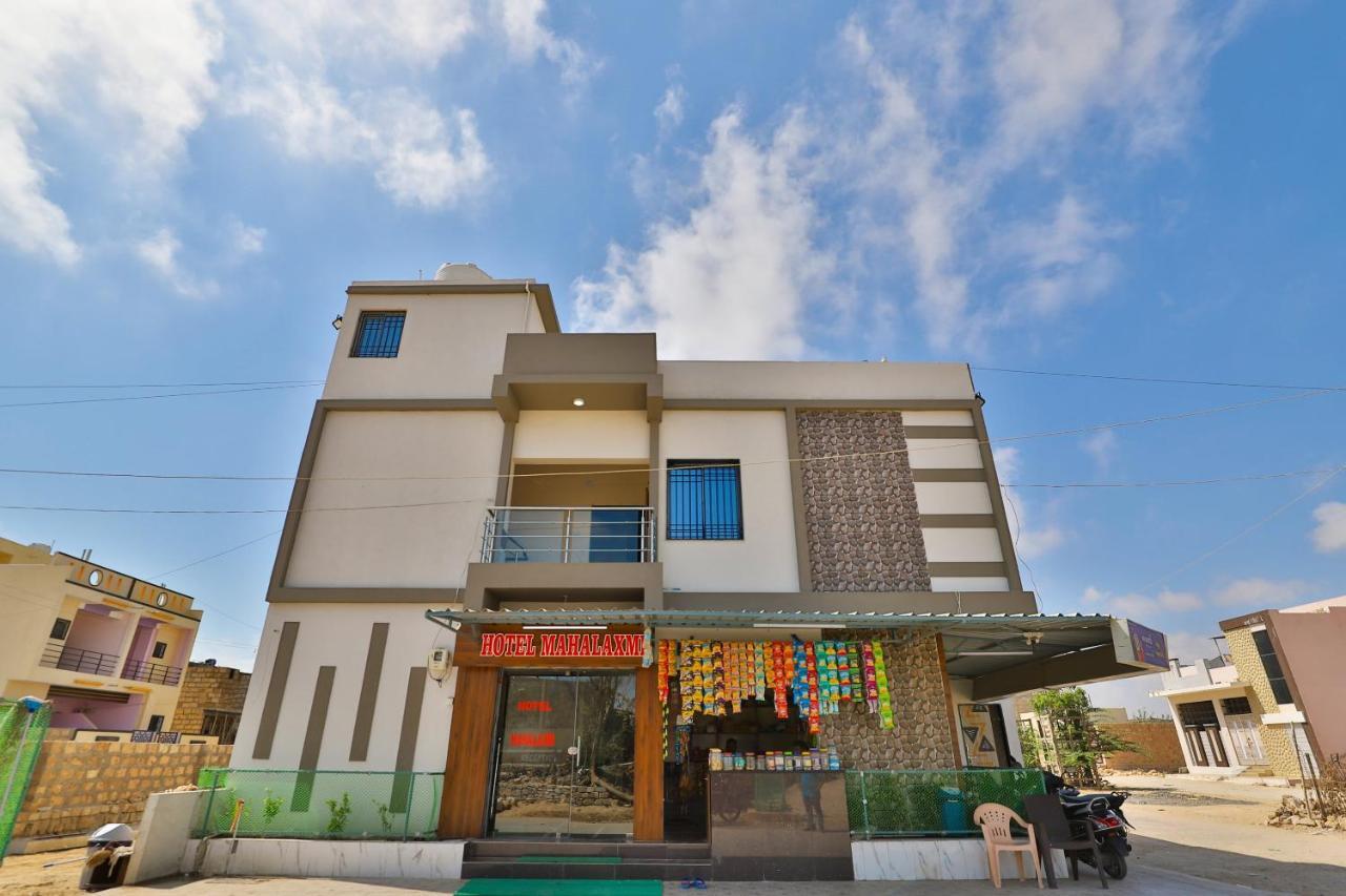 Spot On 37366 Hotel Mahalaxmi Dwārka Extérieur photo